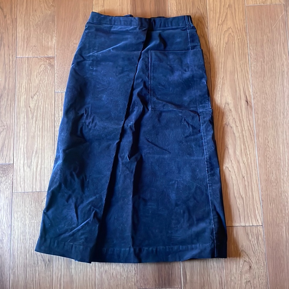 Muji | brown corduroy skirt | size: xs